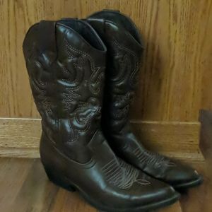 Rampage Cowboy boots